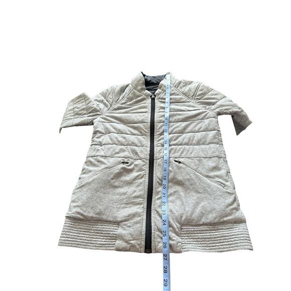 Lululemon Black Gray Reversible Lightweight The Bomb Bomber Jacket Size‎ 4 - Picture 15 of 15